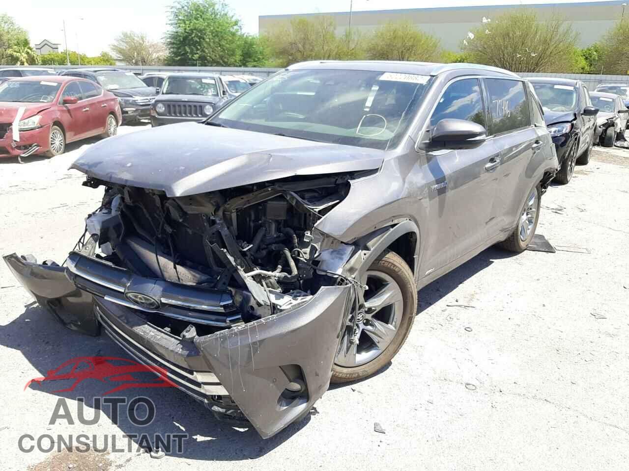 TOYOTA HIGHLANDER 2017 - 5TDDGRFH2HS034044