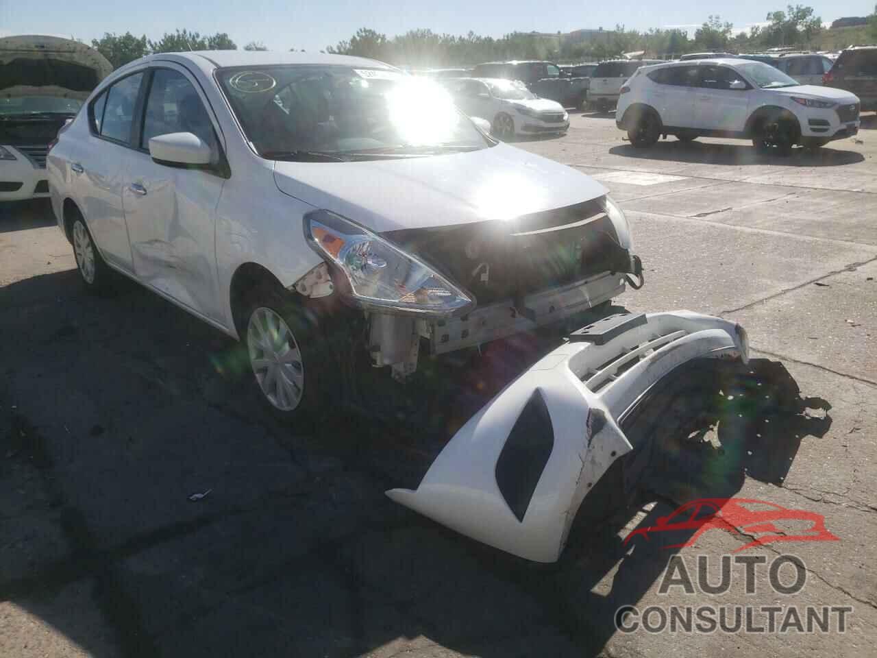 NISSAN VERSA 2018 - 3N1CN7AP6JL851987
