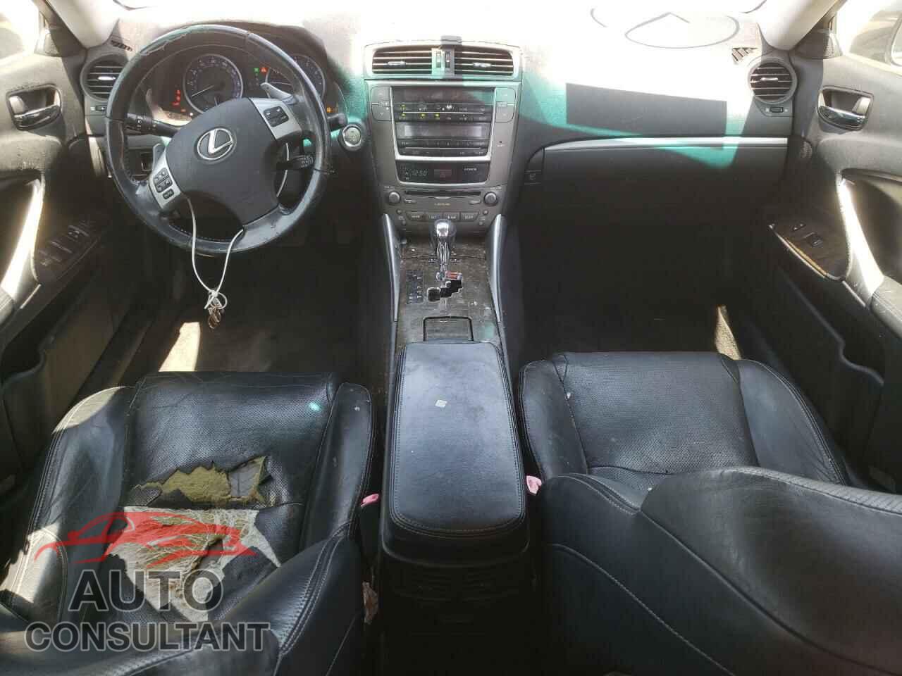 LEXUS IS 2011 - JTHBF5C29B5134639