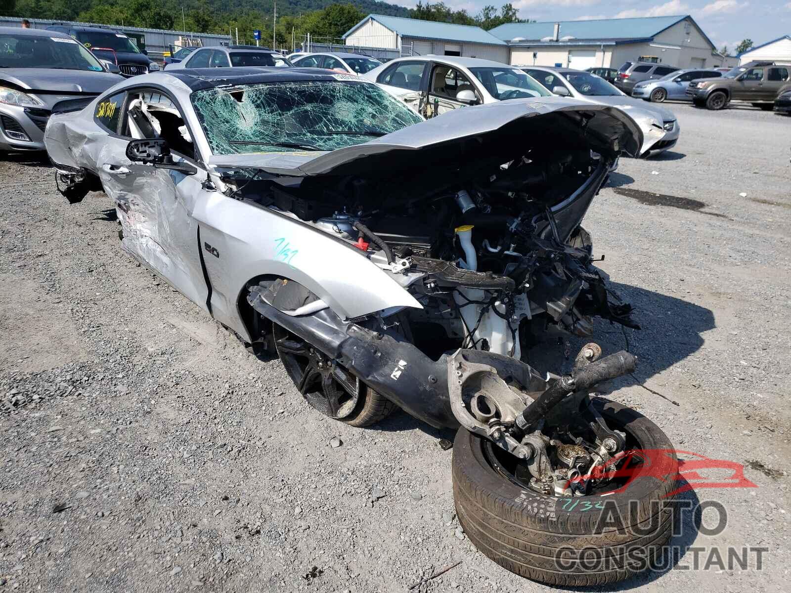 FORD MUSTANG 2018 - 1FA6P8CF1J5175131