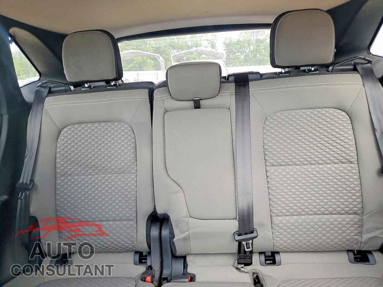 FORD ESCAPE 2020 - 1FMCU0G62LUA22070