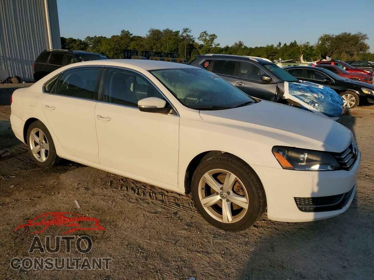 VOLKSWAGEN PASSAT 2014 - 1VWAT7A30EC034052