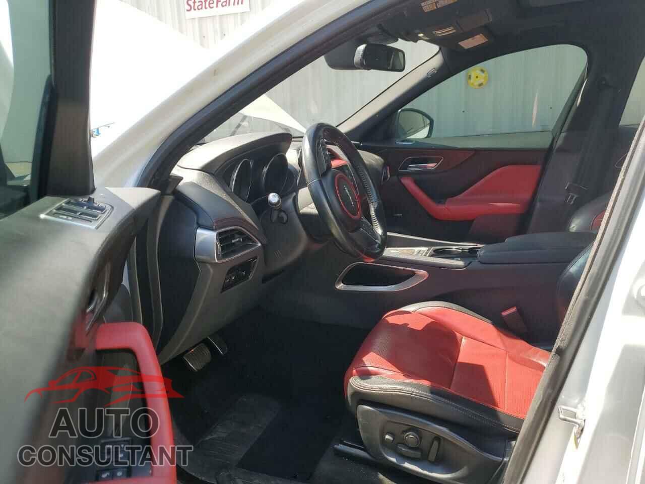 JAGUAR F-PACE 2017 - SADCL2BN1HA085739