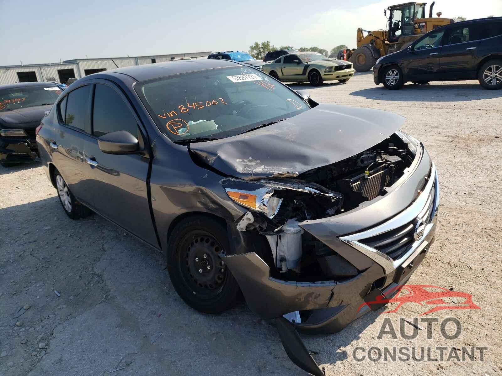 NISSAN VERSA 2019 - 3N1CN7APXKL845062