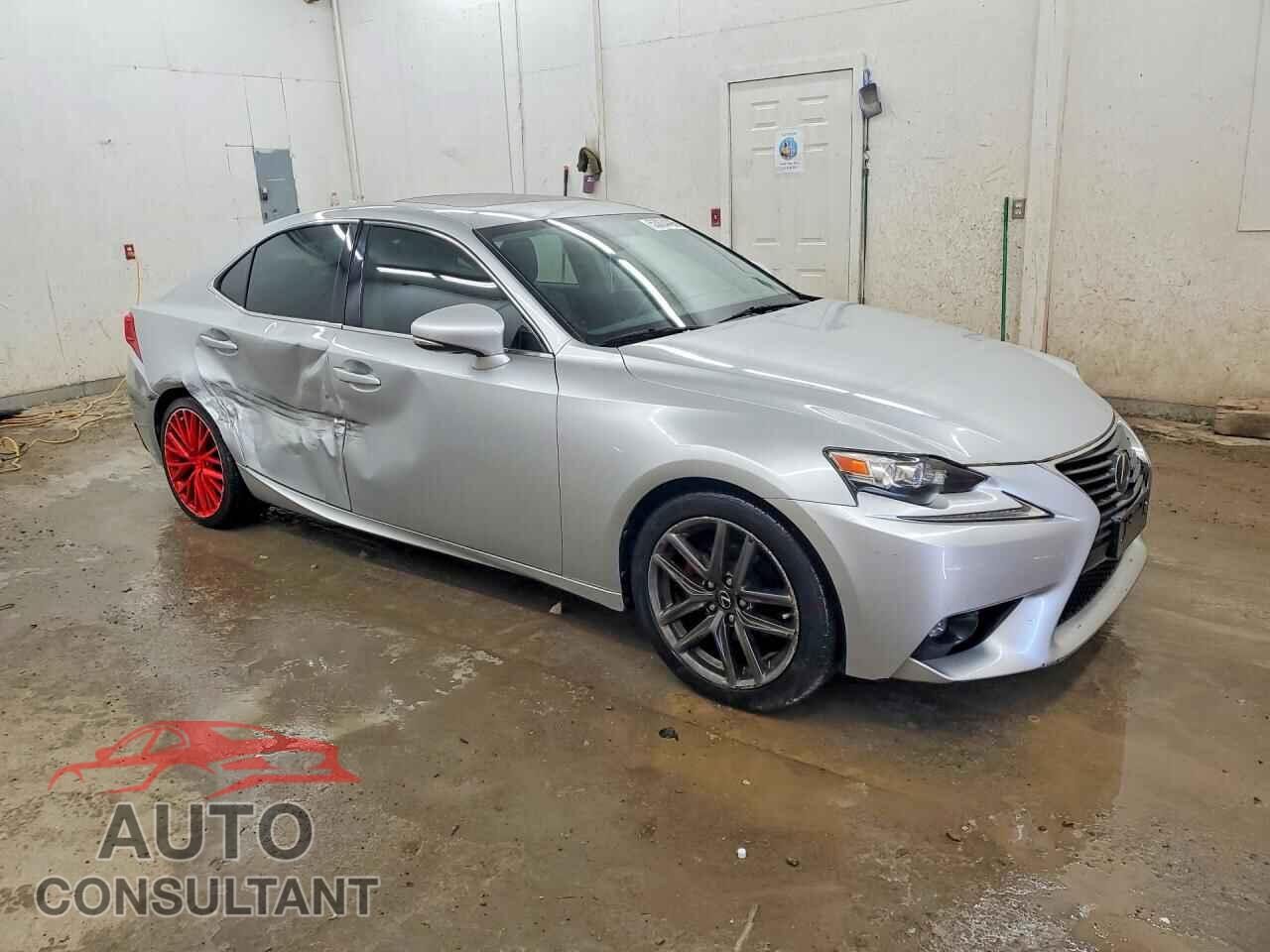 LEXUS IS 2015 - JTHCF1D21F5028770