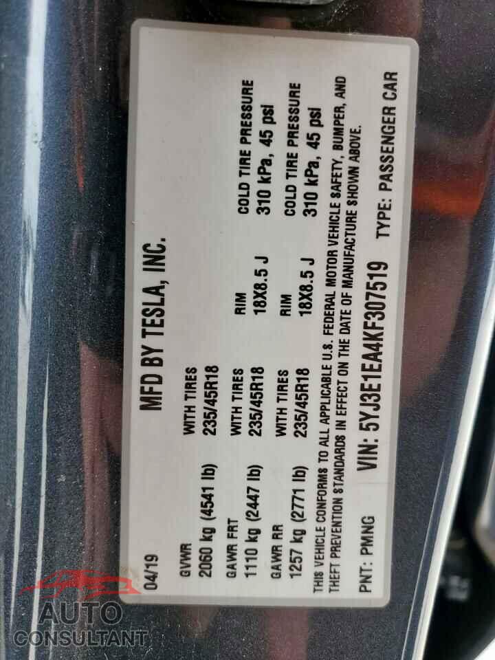 TESLA MODEL 3 2019 - 5YJ3E1EA4KF307519