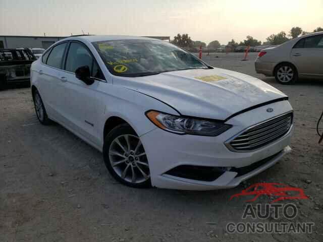 FORD FUSION 2017 - 3FA6P0LU4HR317804