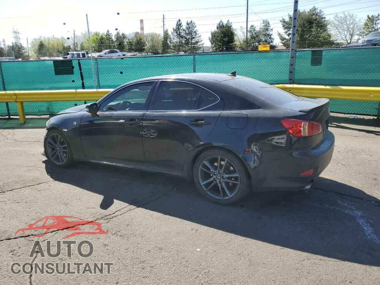 LEXUS IS 2011 - JTHBF5C29B5148833