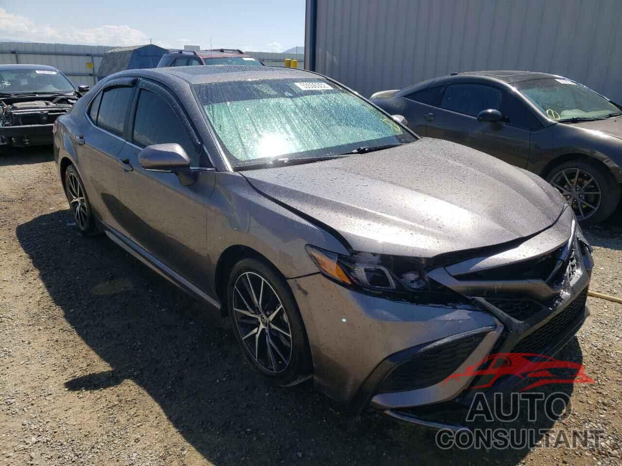 TOYOTA CAMRY 2021 - 4T1G11AKXMU596892