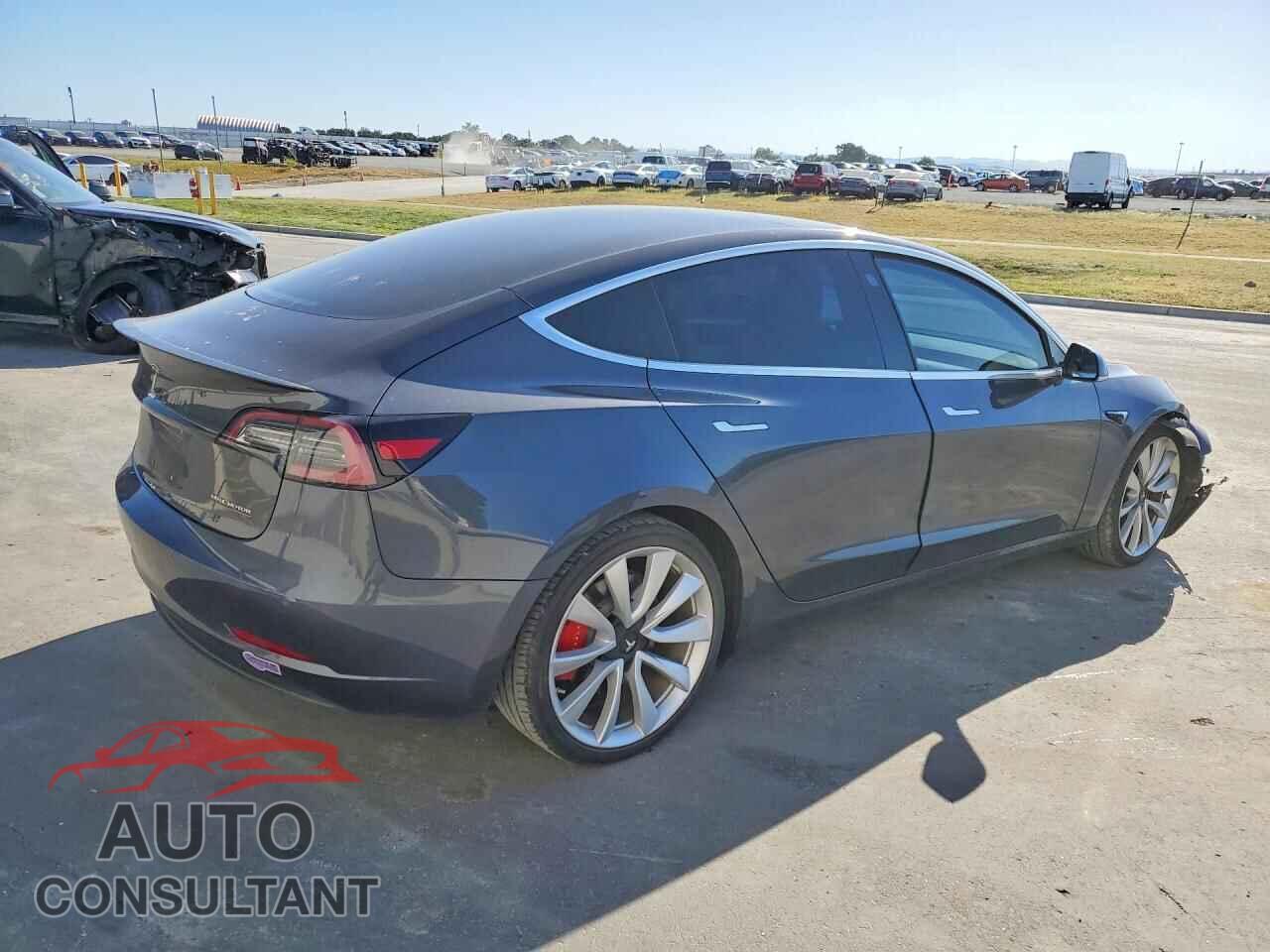 TESLA MODEL 3 2018 - 5YJ3E1EBXJF079372