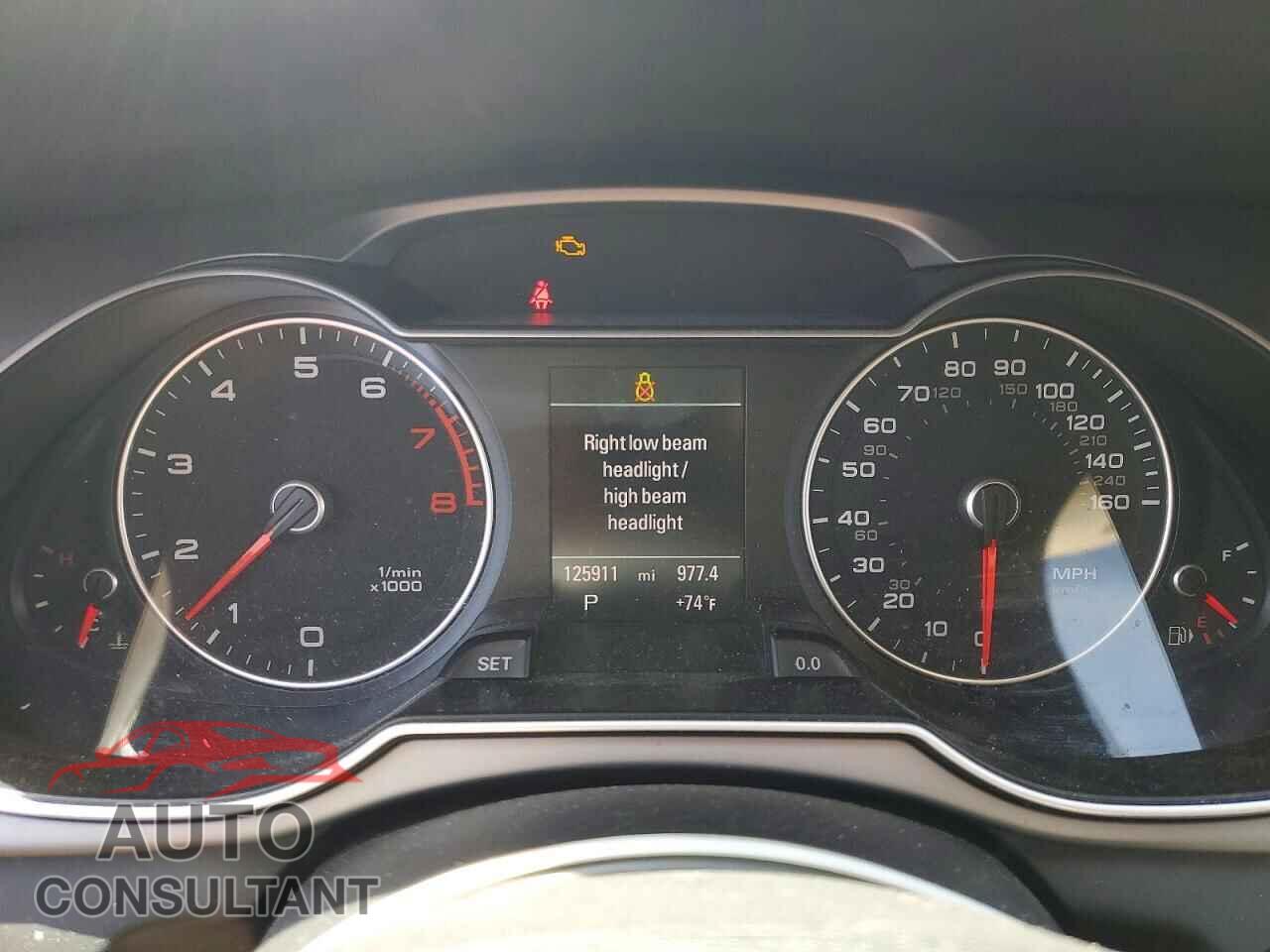 AUDI A4 2013 - WAUEFAFL2DN018940