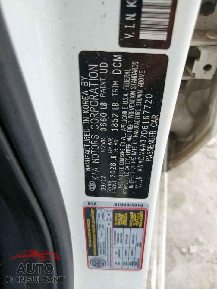 KIA RIO 2013 - KNADN4A37D6167720