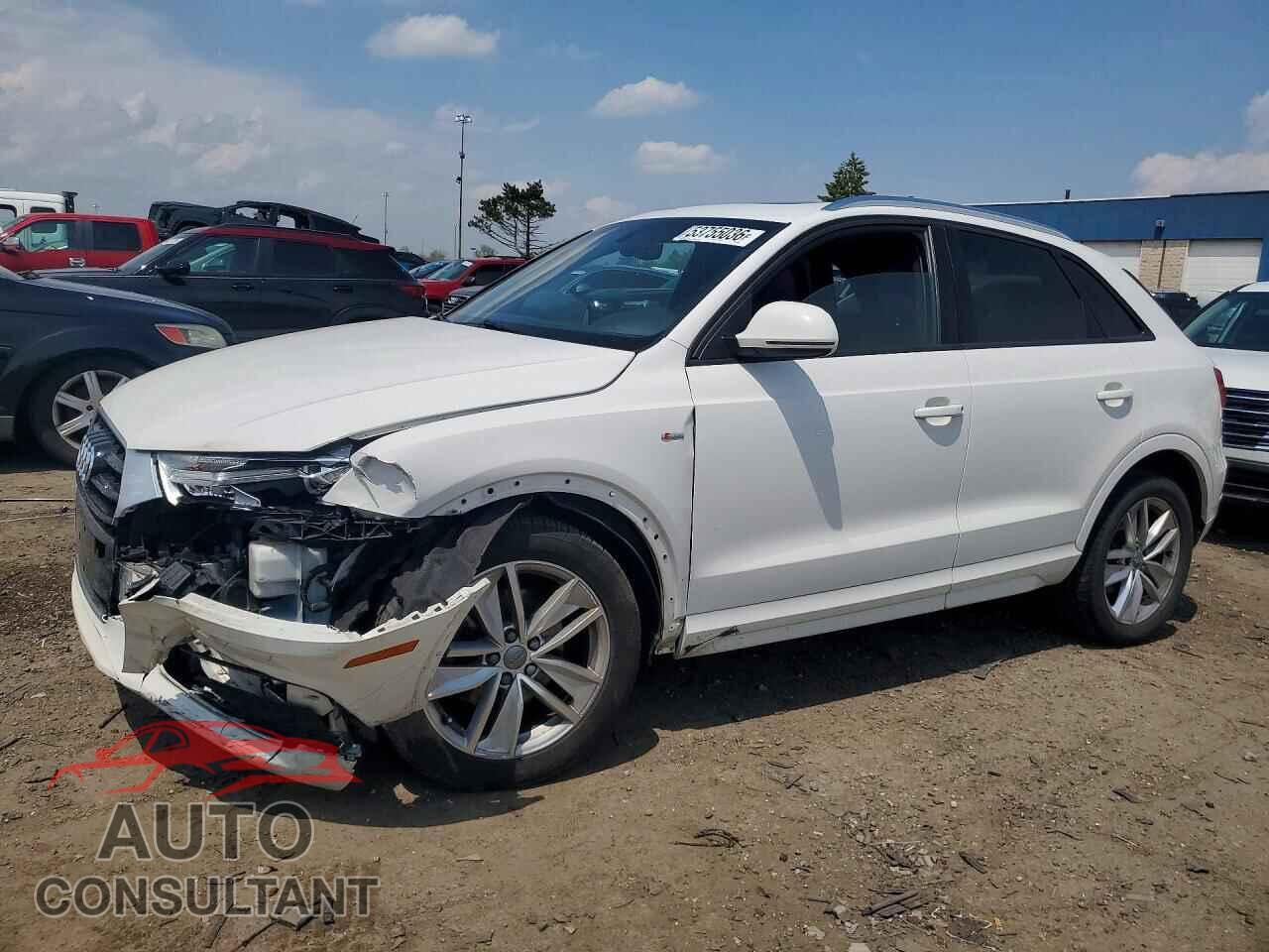 AUDI Q3 2018 - WA1ECCFS9JR009004