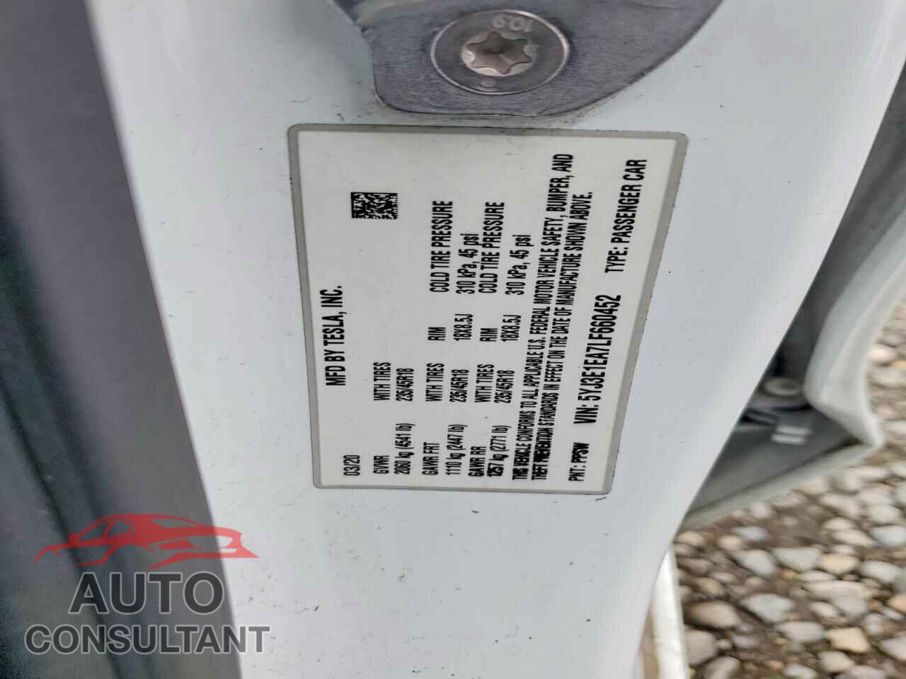 TESLA MODEL 3 2020 - 5YJ3E1EA7LF660452