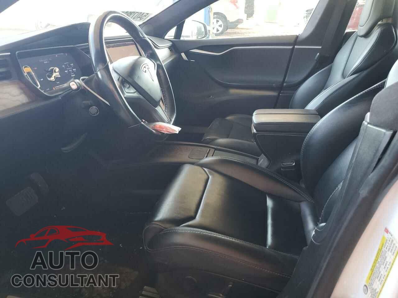 TESLA MODEL S 2019 - 5YJSA1E20KF307100