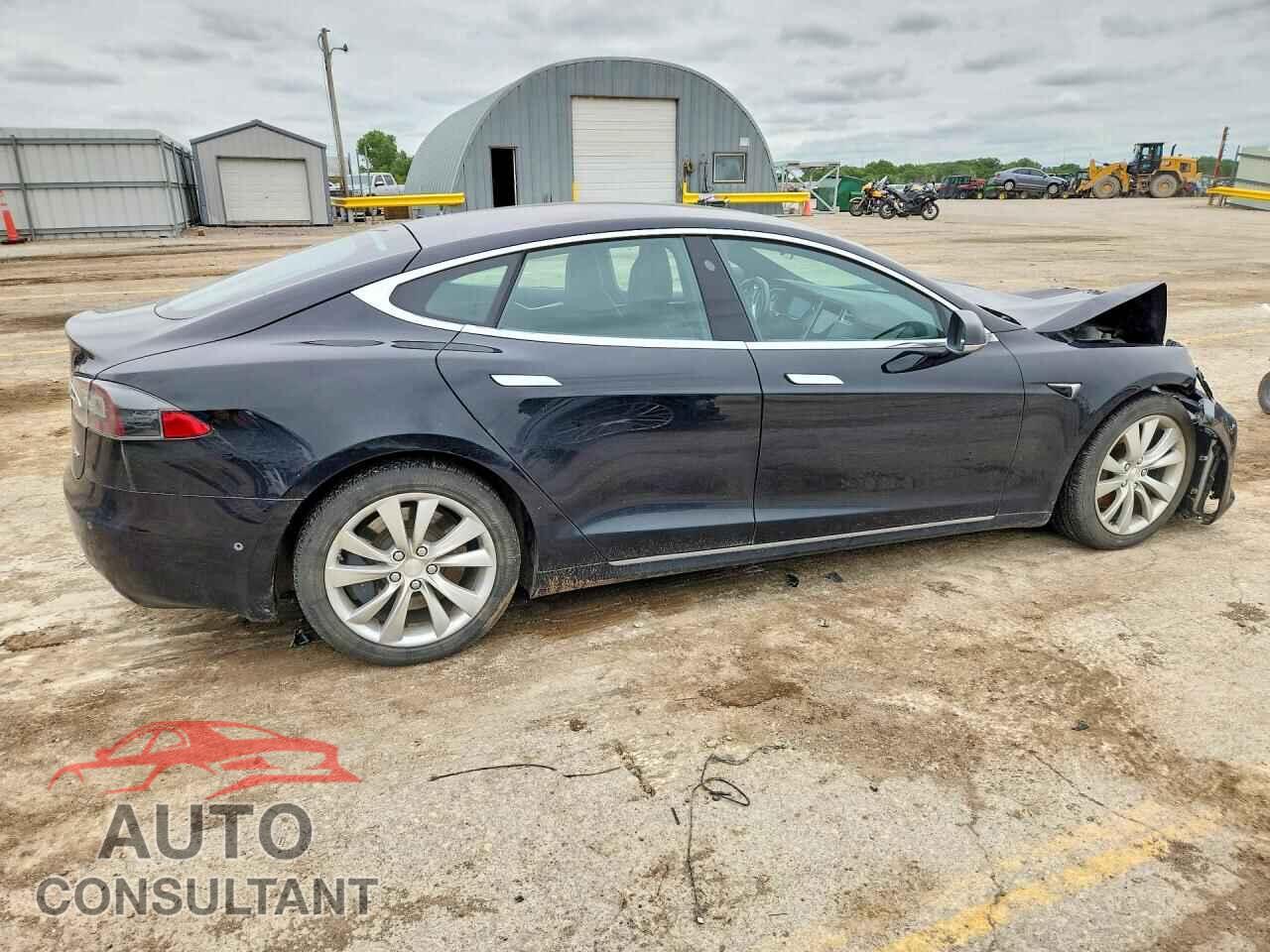 TESLA MODEL S 2017 - 5YJSA1E28HF199334