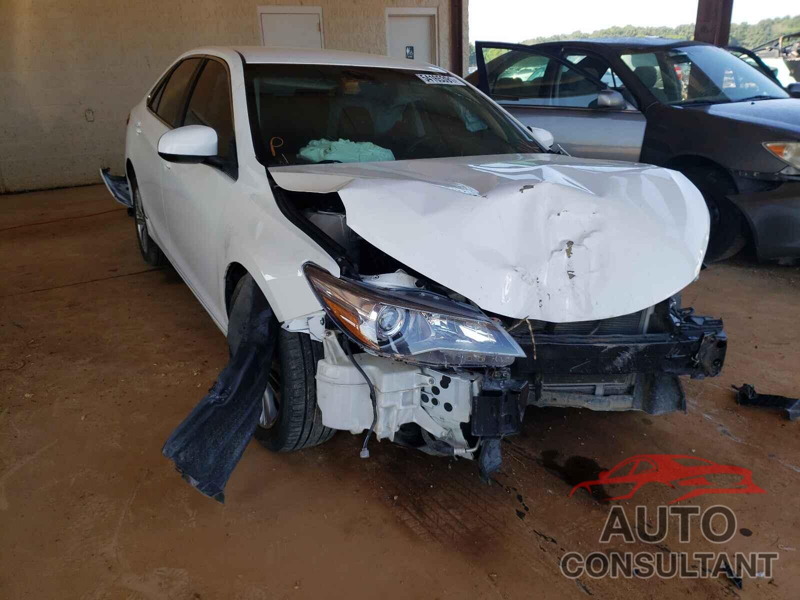 TOYOTA CAMRY 2016 - 4T1BF1FK3GU208183