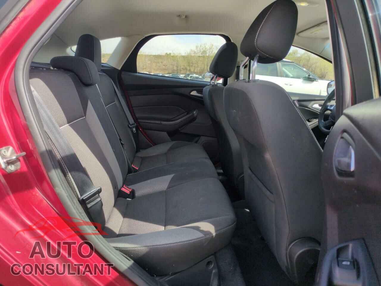 FORD FOCUS 2012 - 1FAHP3K28CL267622