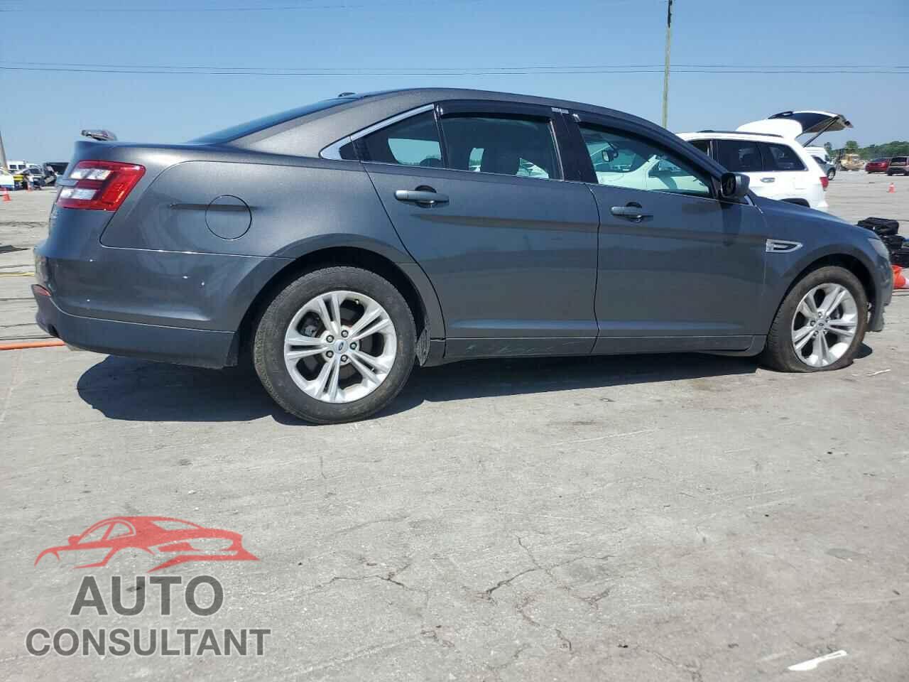 FORD TAURUS 2015 - 1FAHP2E83FG125234