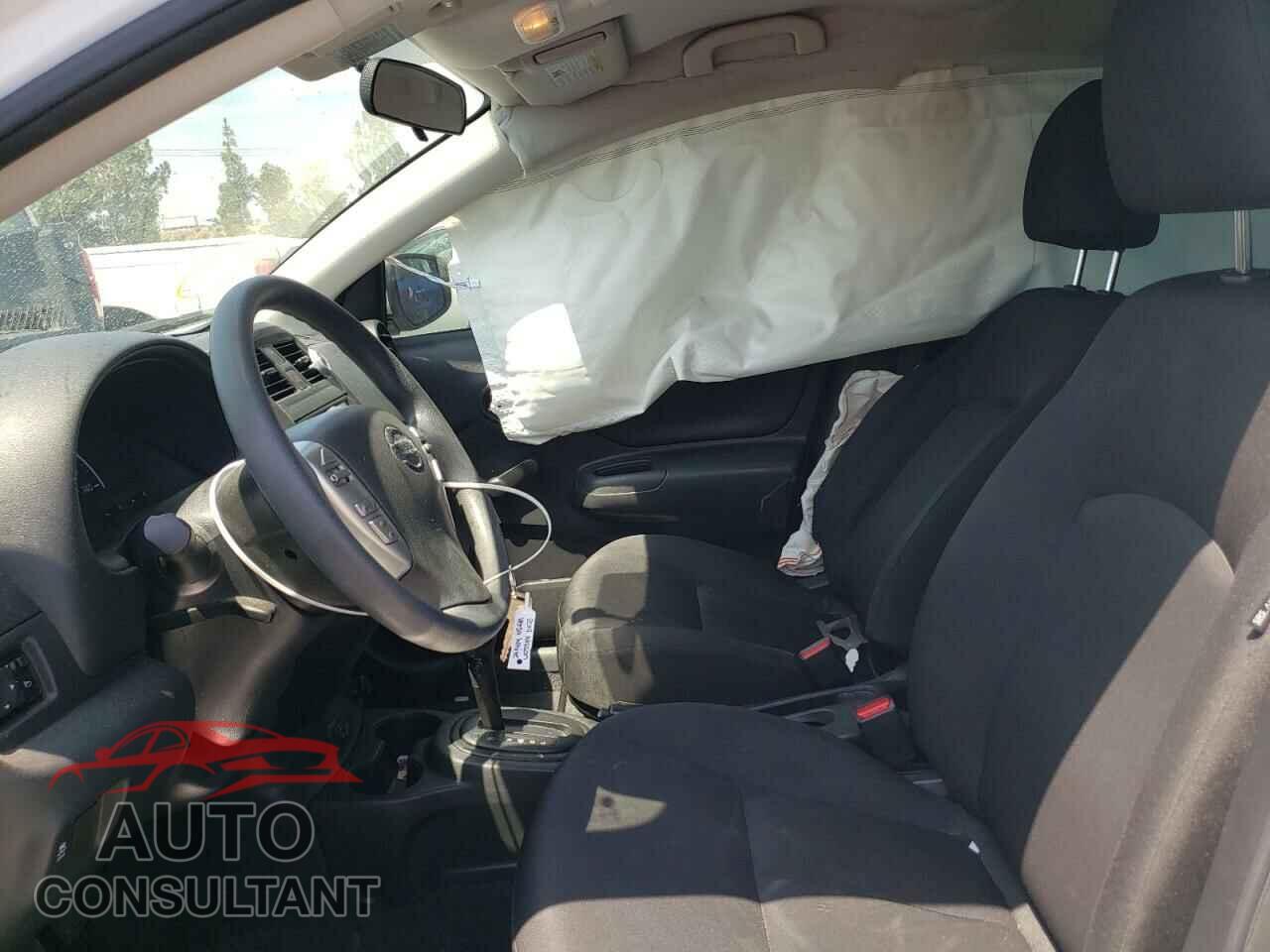 NISSAN VERSA 2019 - 3N1CN7AP3KL814350