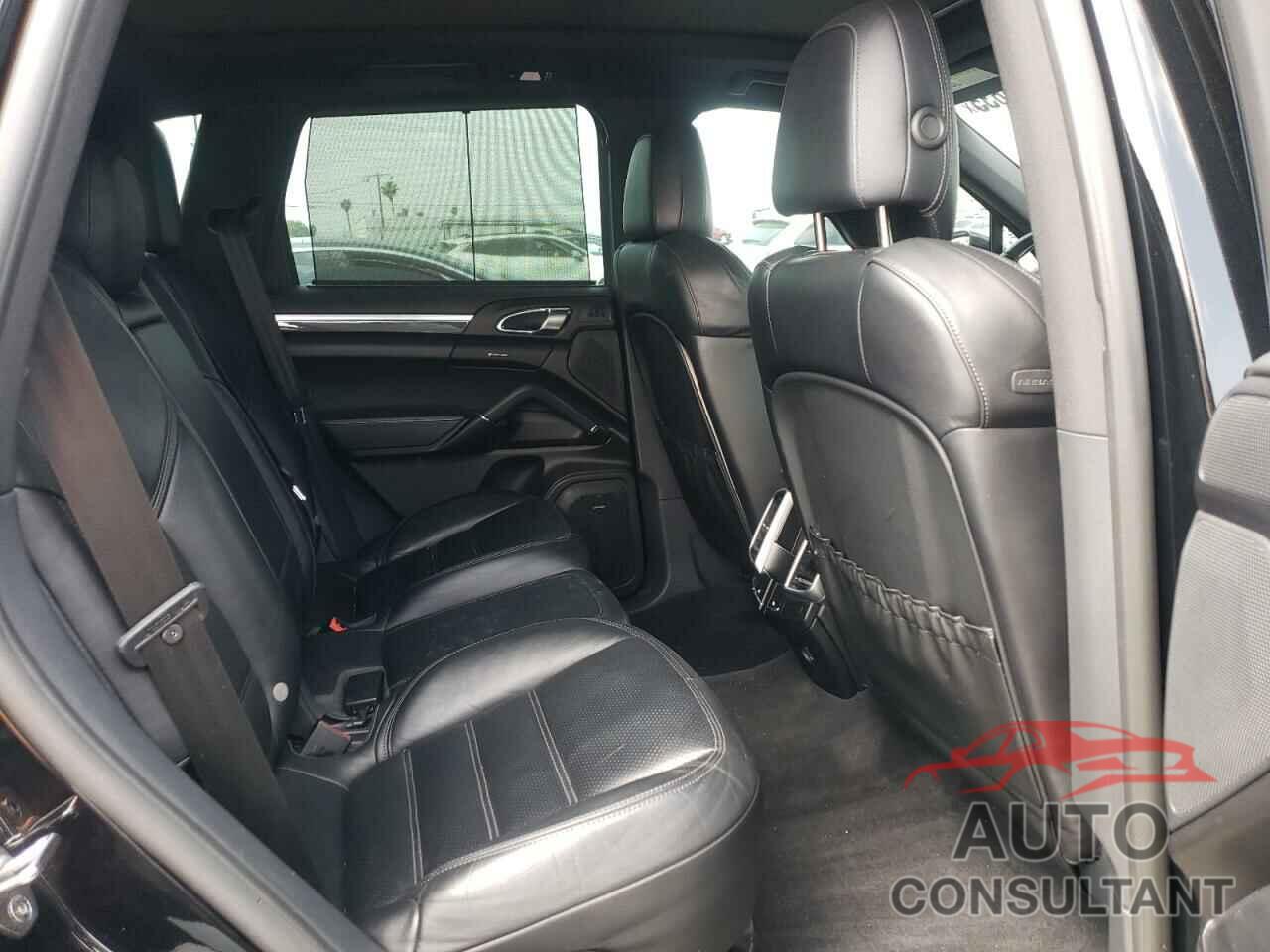 PORSCHE CAYENNE 2017 - WP1AE2A23HLA71302