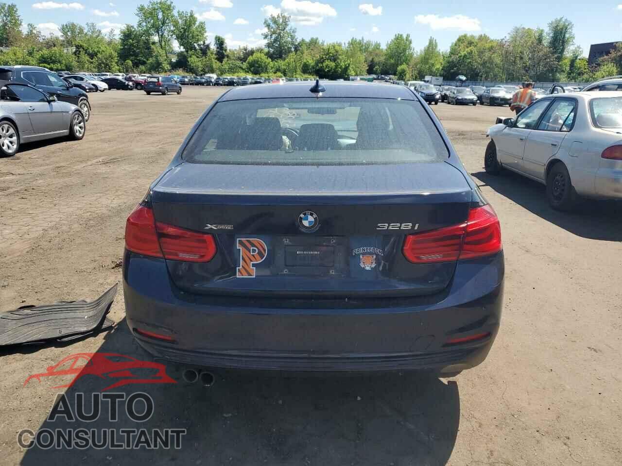 BMW 3 SERIES 2016 - WBA8E3G5XGNU03808