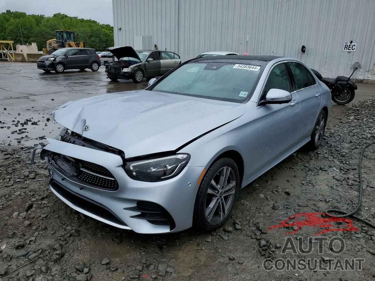 MERCEDES-BENZ E-CLASS 2021 - W1KZF8EBXMA948667