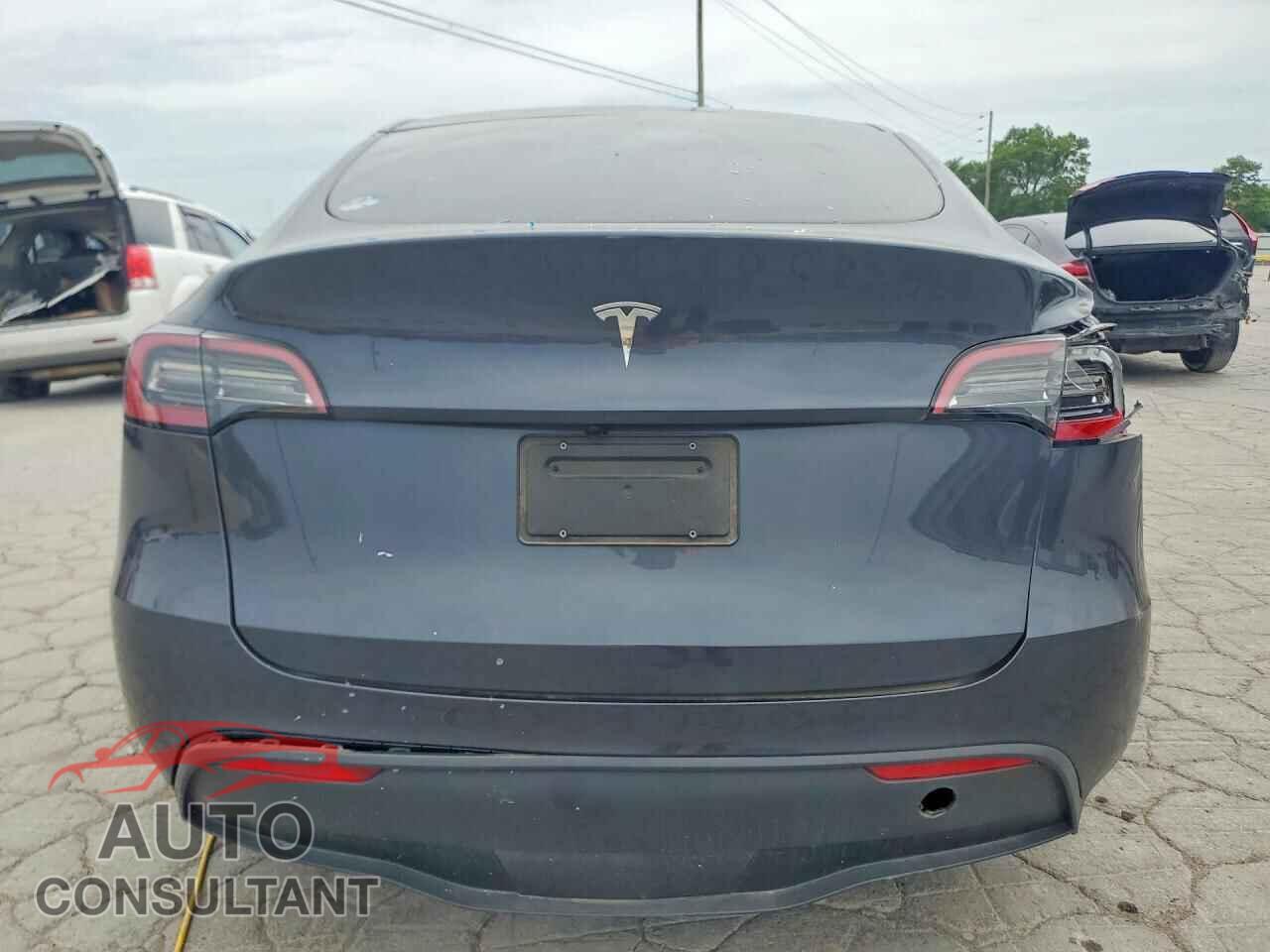 TESLA MODEL Y 2025 - 7SAYGDEDXSA349611