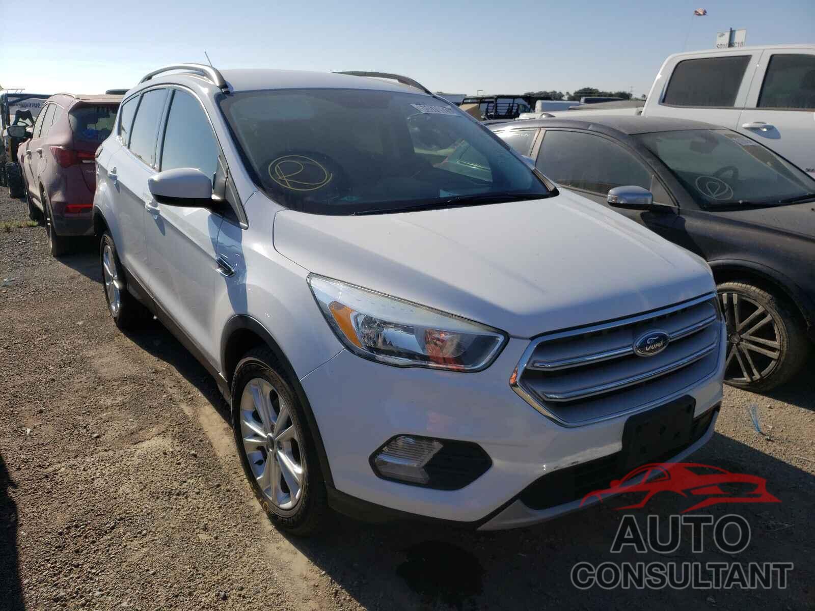 FORD ESCAPE 2018 - 1FMCU0GD1JUA43987