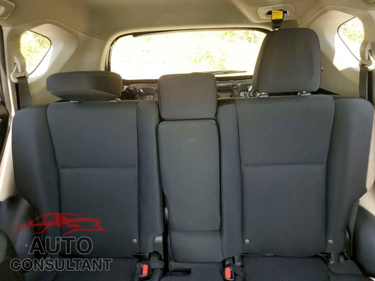 TOYOTA RAV4 2018 - 2T3BFREV8JW854568