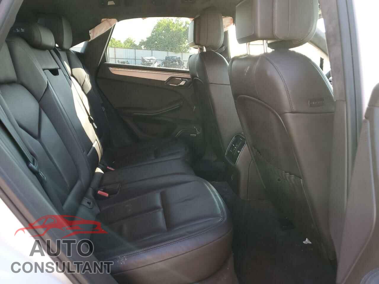 PORSCHE MACAN 2017 - WP1AF2A51HLB60616