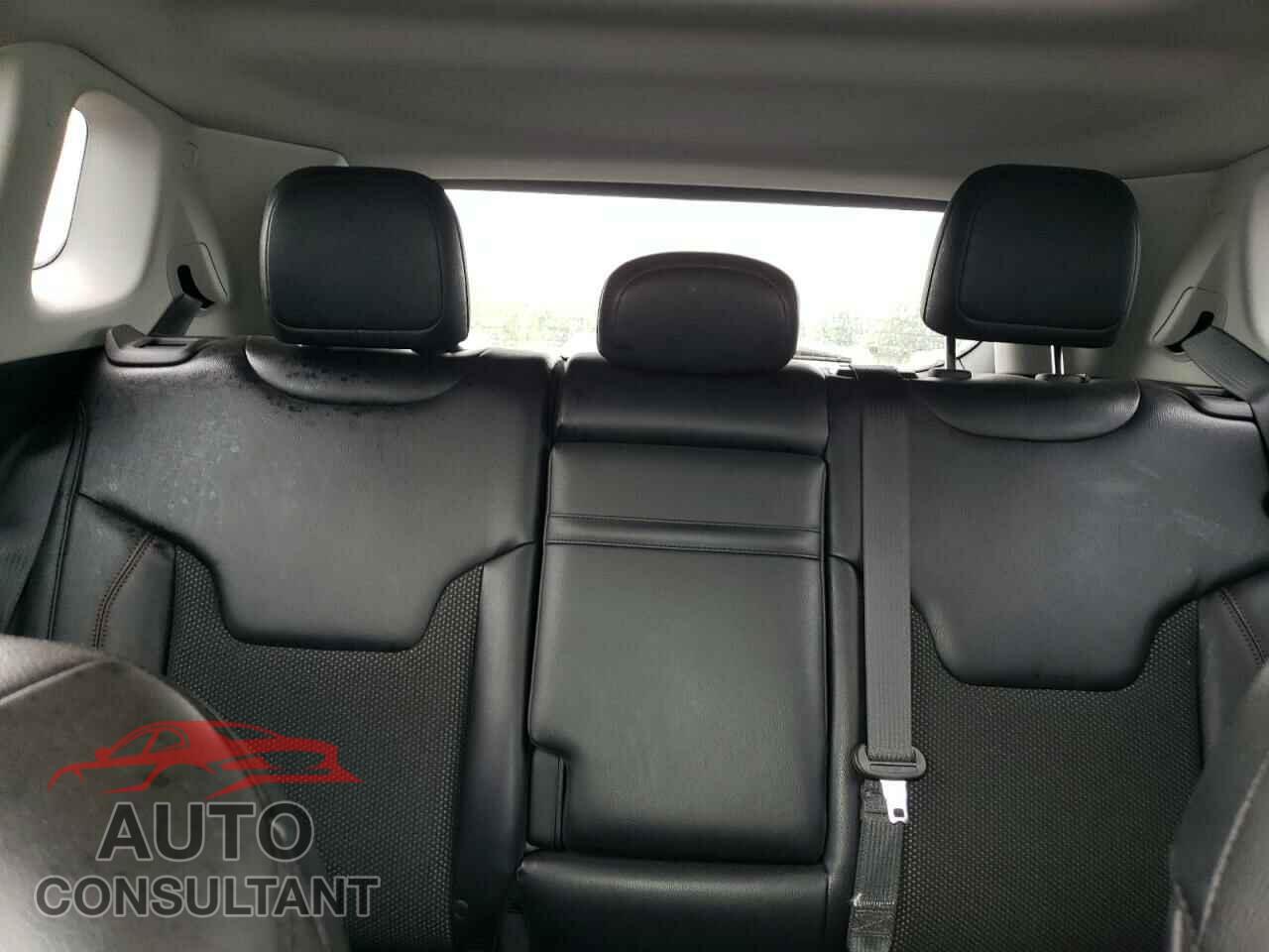JEEP COMPASS 2017 - 3C4NJDDB2HT665549