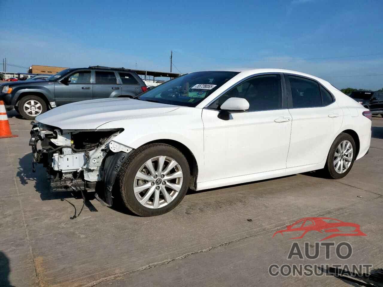TOYOTA CAMRY 2020 - 4T1C11AK1LU987555