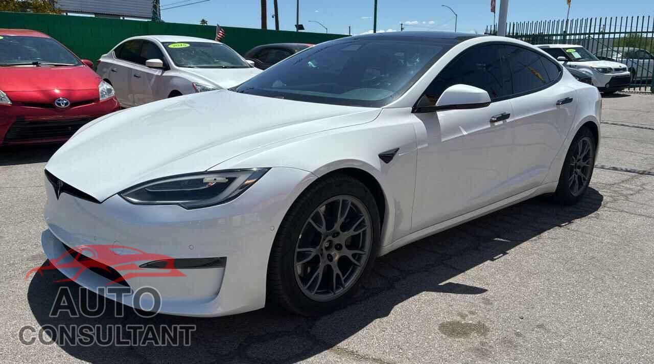 TESLA MODEL S 2021 - 5YJSA1E64MF447124