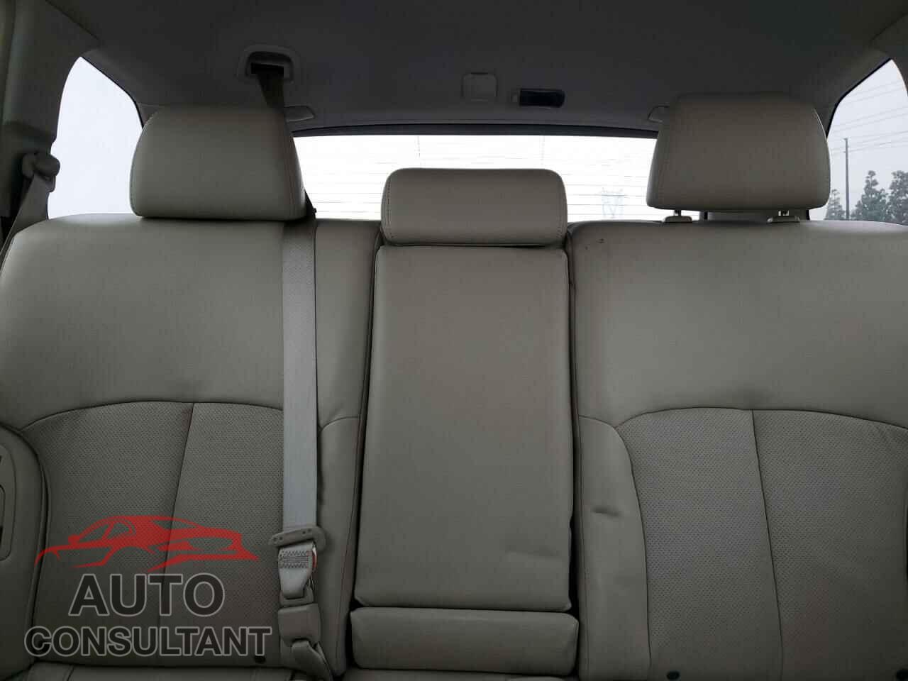 SUBARU OUTBACK 2013 - 4S4BRBLC7D3308119