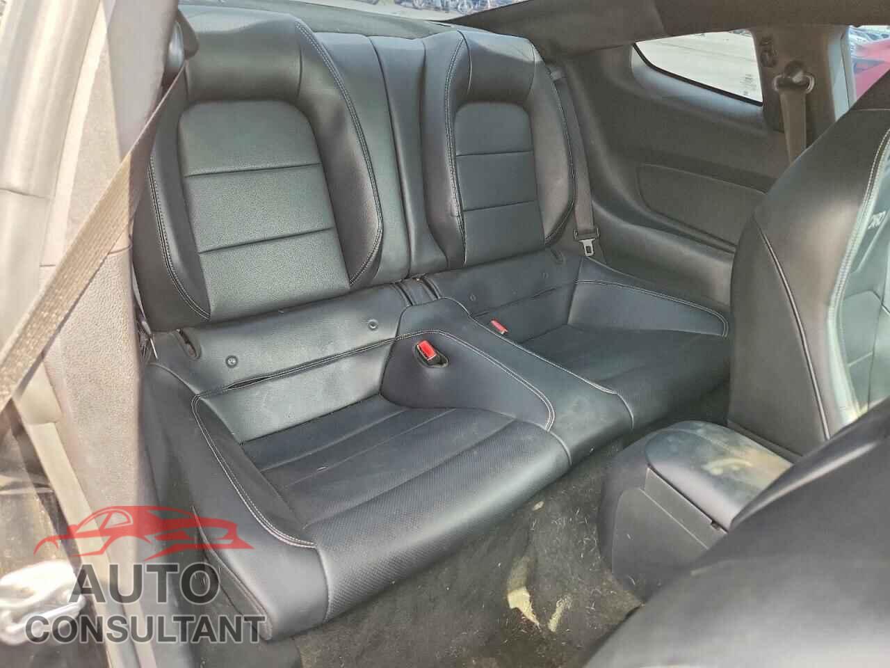 FORD MUSTANG 2017 - 1FA6P8CF3H5264628
