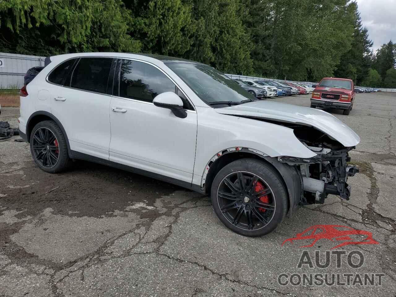 PORSCHE CAYENNE 2016 - WP1AA2A23GKA14940