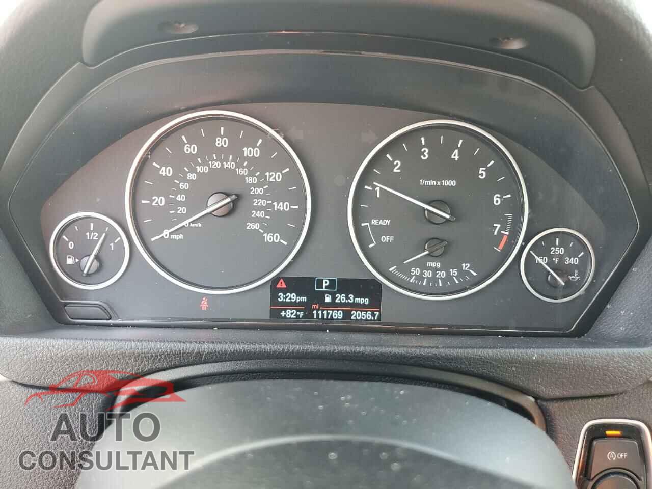 BMW 3 SERIES 2016 - WBA8E1G57GNU11515