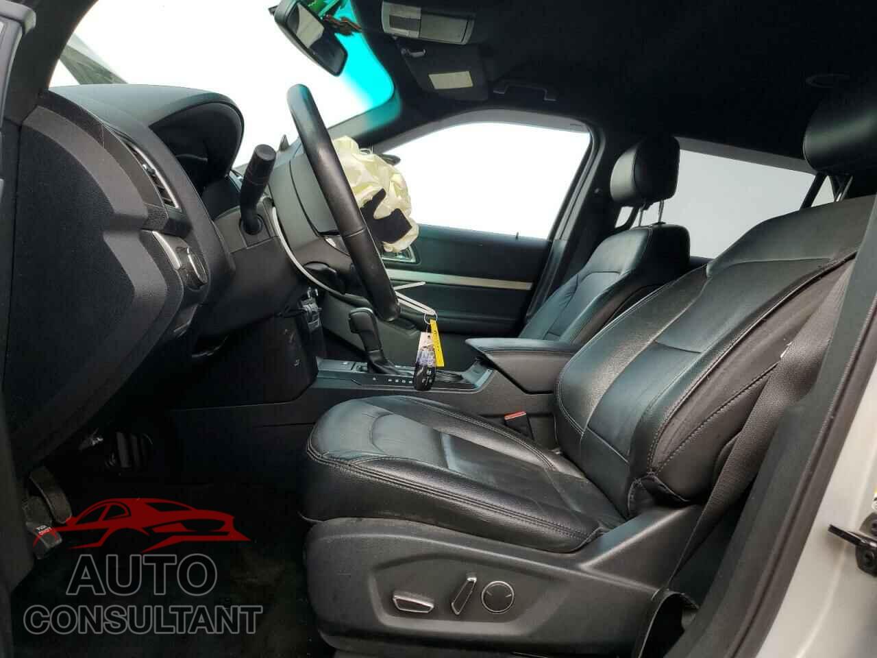 FORD EXPLORER 2016 - 1FM5K7DH4GGD35977