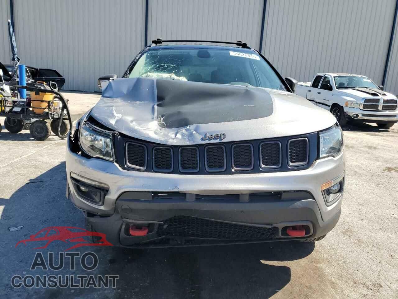 JEEP COMPASS 2019 - 3C4NJDDB2KT628752