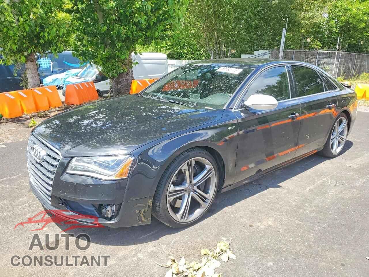 AUDI S8 2013 - WAUD2AFD1DN026673