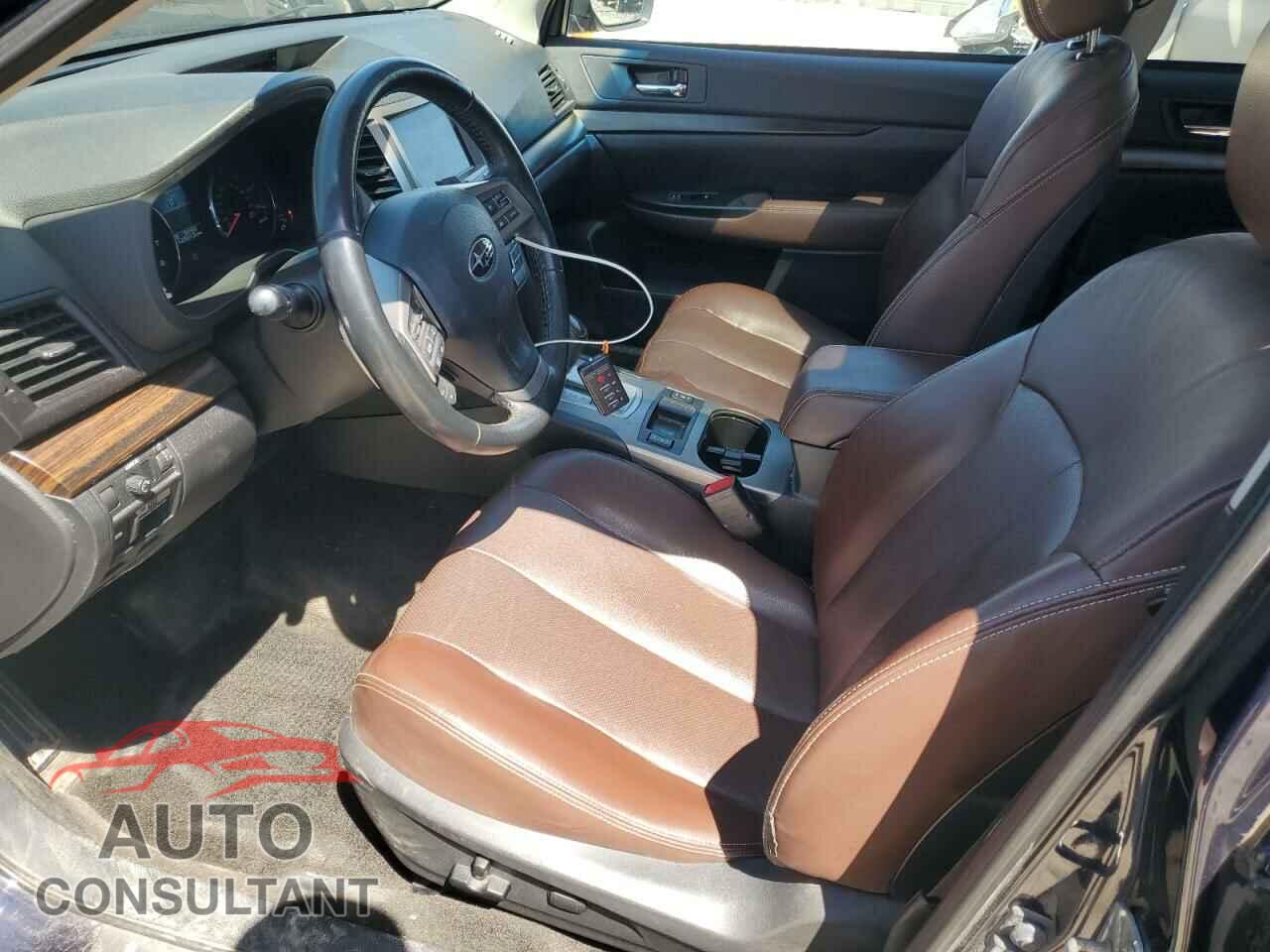 SUBARU OUTBACK 2014 - 4S4BRBPC8E3210471