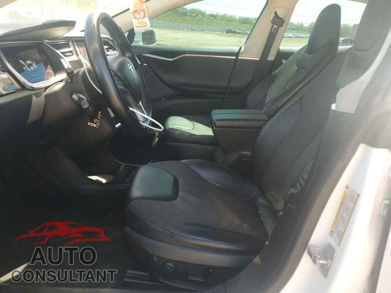 TESLA MODEL S 2013 - 5YJSA1AG3DFP11108
