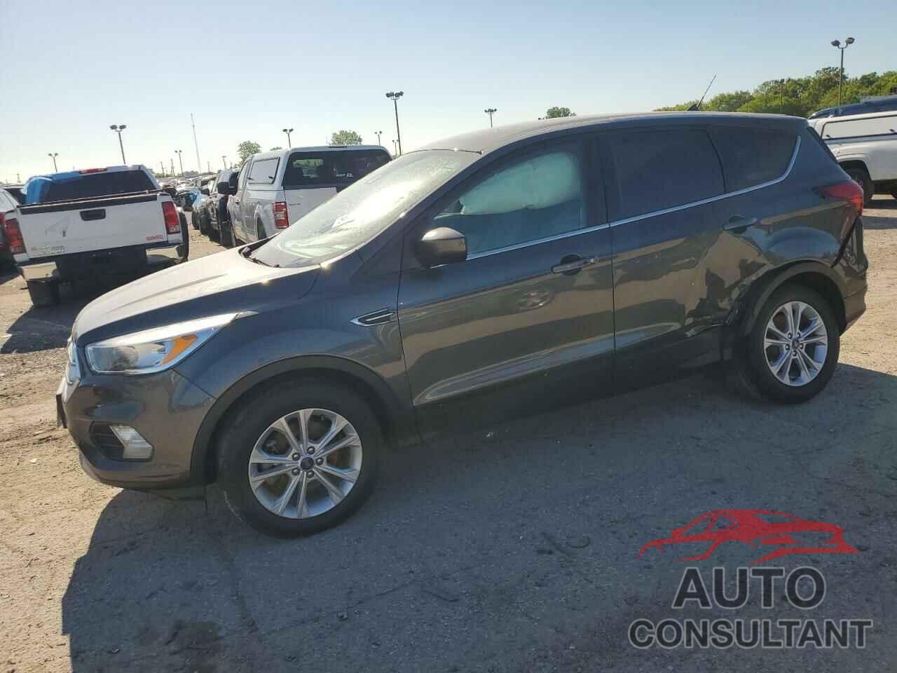 FORD ESCAPE 2019 - 1FMCU9GD1KUB44582