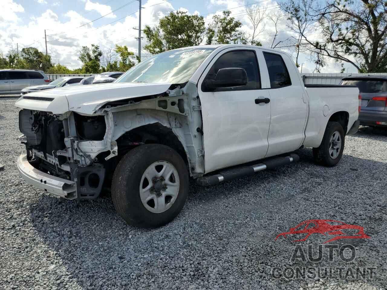 TOYOTA TUNDRA 2018 - 5TFUW5F15JX711909
