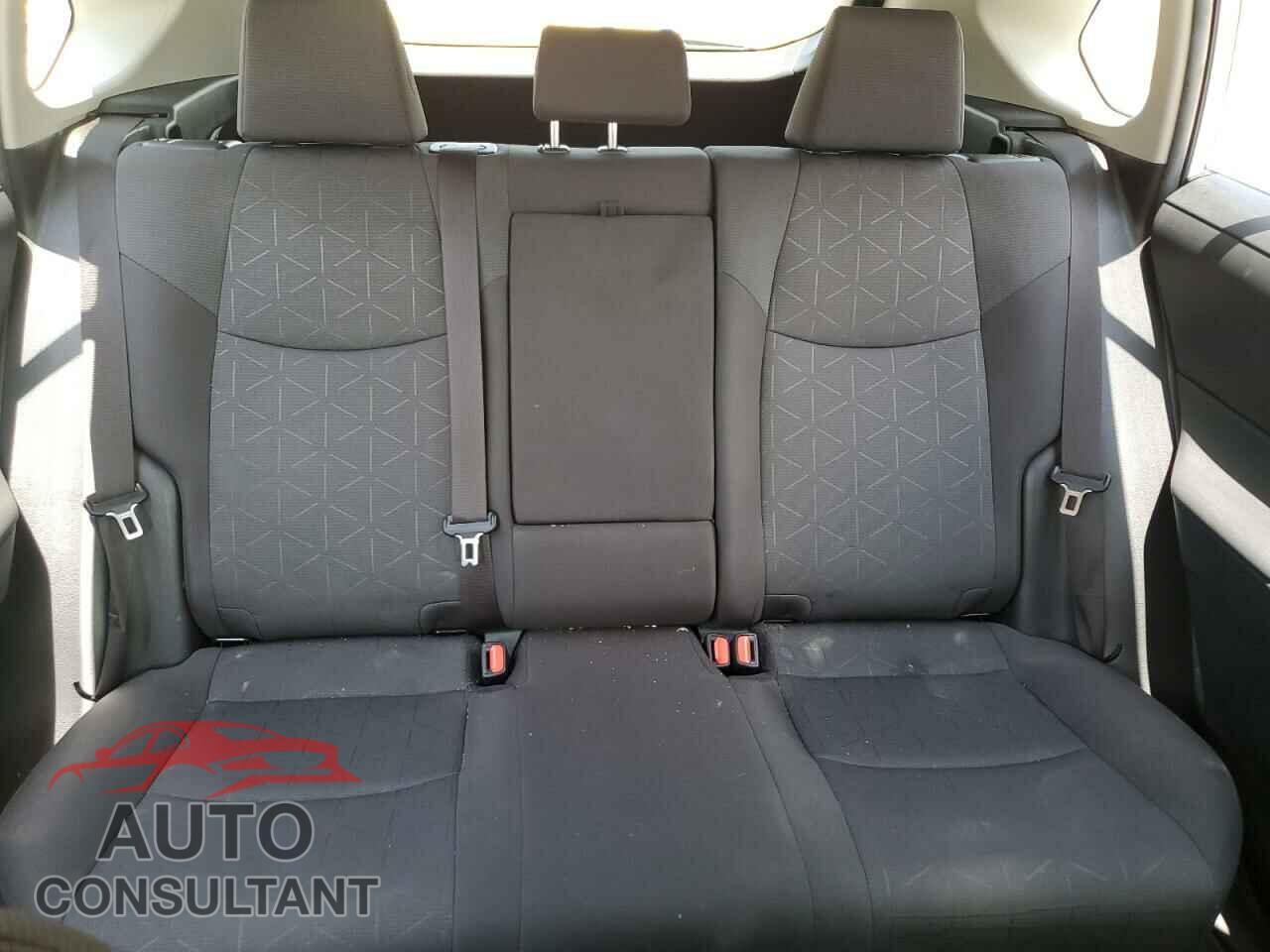 TOYOTA RAV4 2019 - JTMP1RFV2KD023603