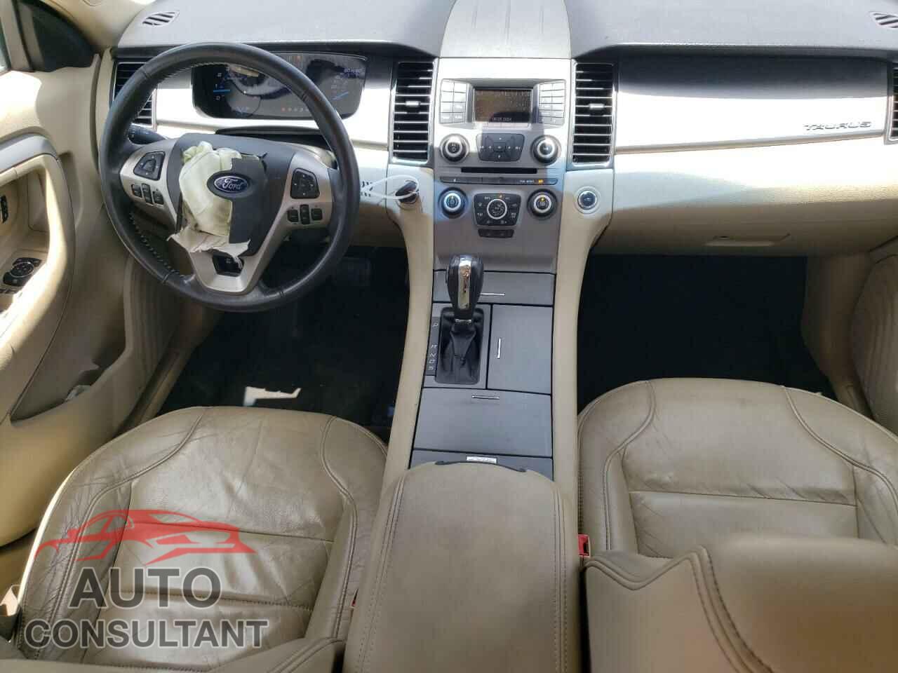 FORD TAURUS 2015 - 1FAHP2E84FG182168