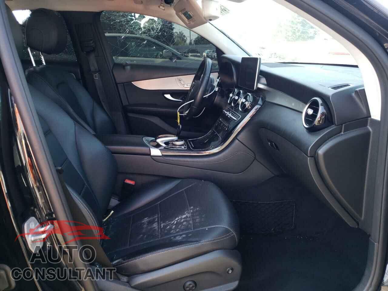MERCEDES-BENZ GLC-CLASS 2017 - WDC0J4KBXHF177533