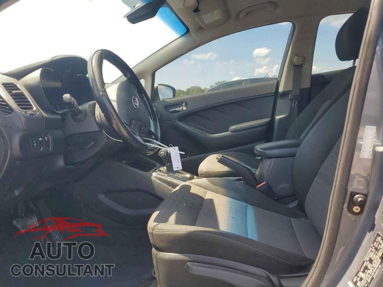 KIA FORTE 2017 - 3KPFL4A79HE060639