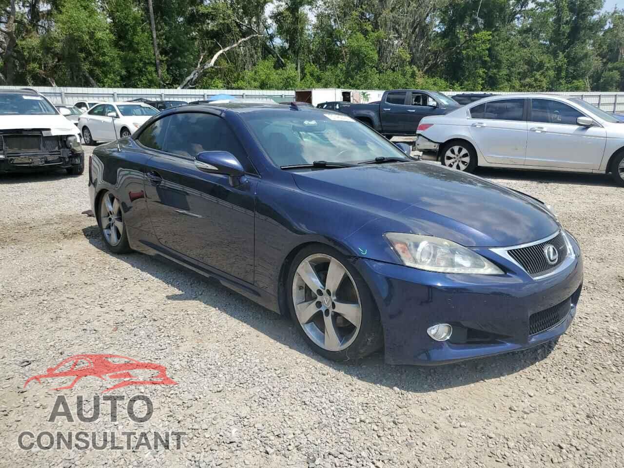 LEXUS IS 2011 - JTHFF2C27B2520557